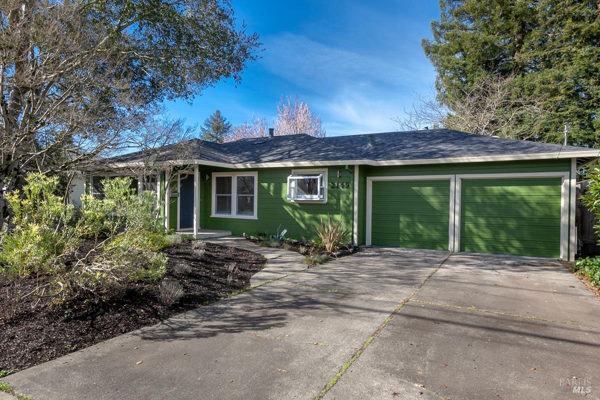2149 Humboldt Street Santa Rosa, CA 95404 - Photo 2 of 24