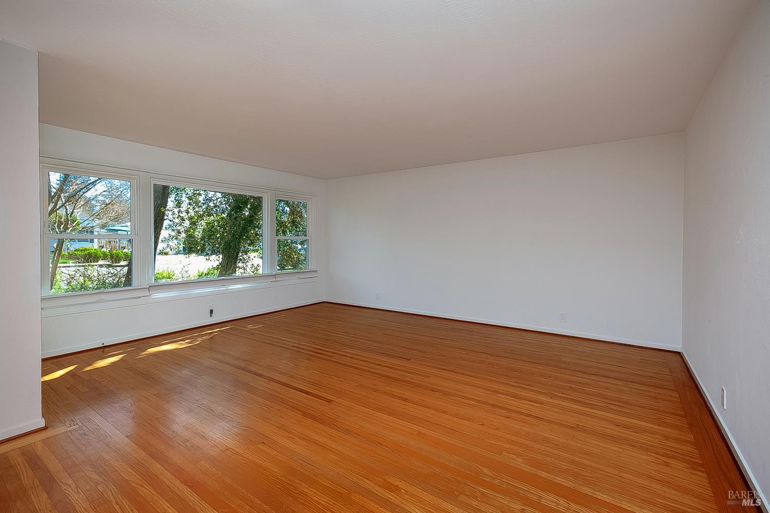 2149 Humboldt Street Santa Rosa, CA 95404 - Photo 5 of 24