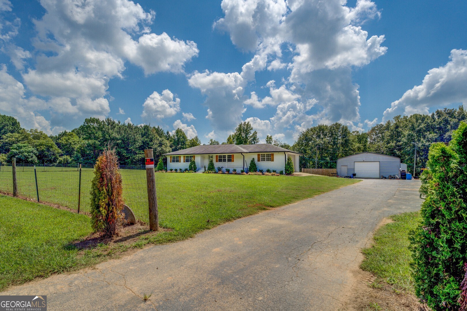 635 Jackson Lake Road Mansfield, GA 30055 - Photo 10 of 68