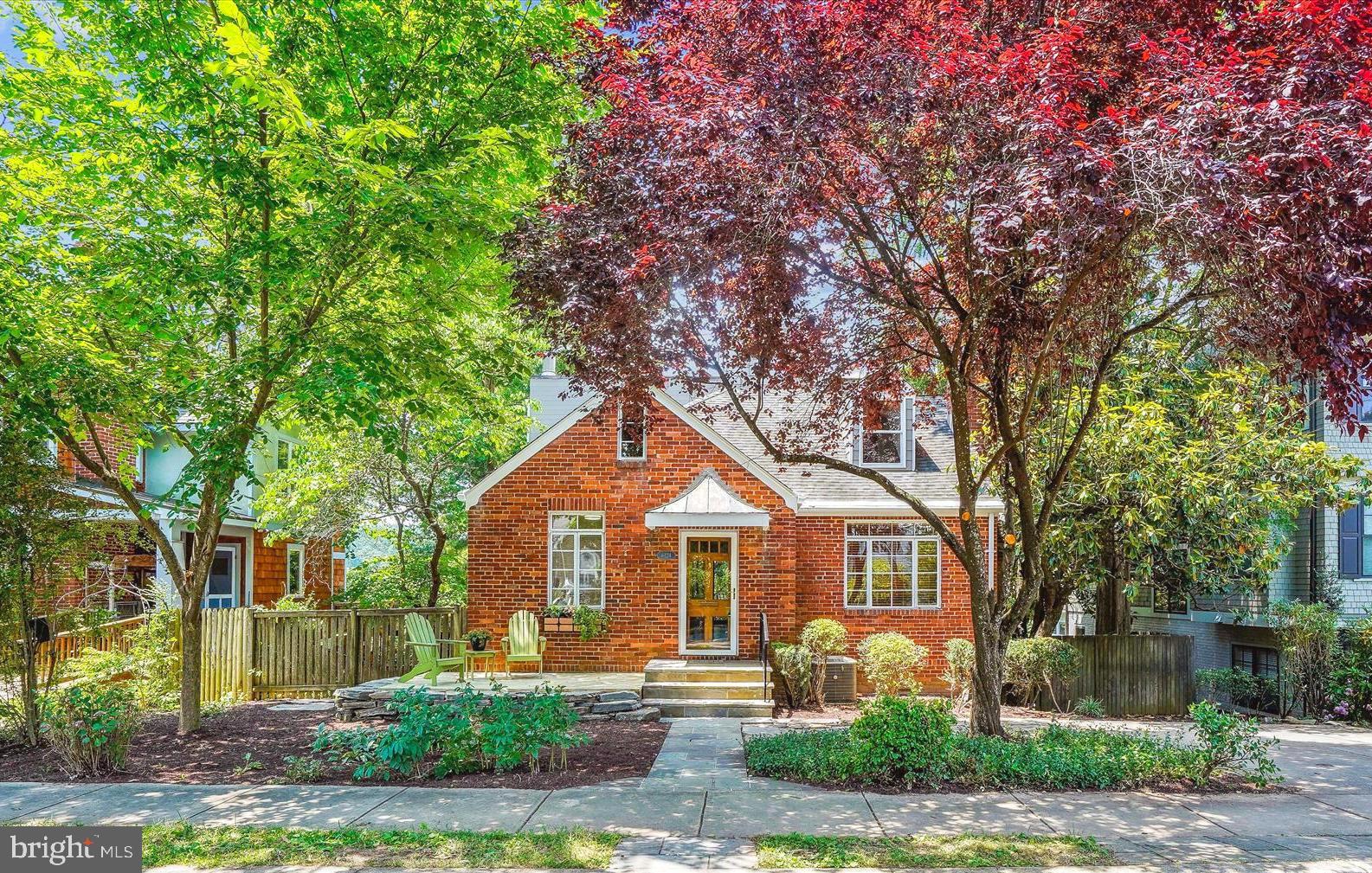 6424 Ridge Drive Bethesda, MD 20816 - Photo 5 of 69 Perfect for today's modern living !