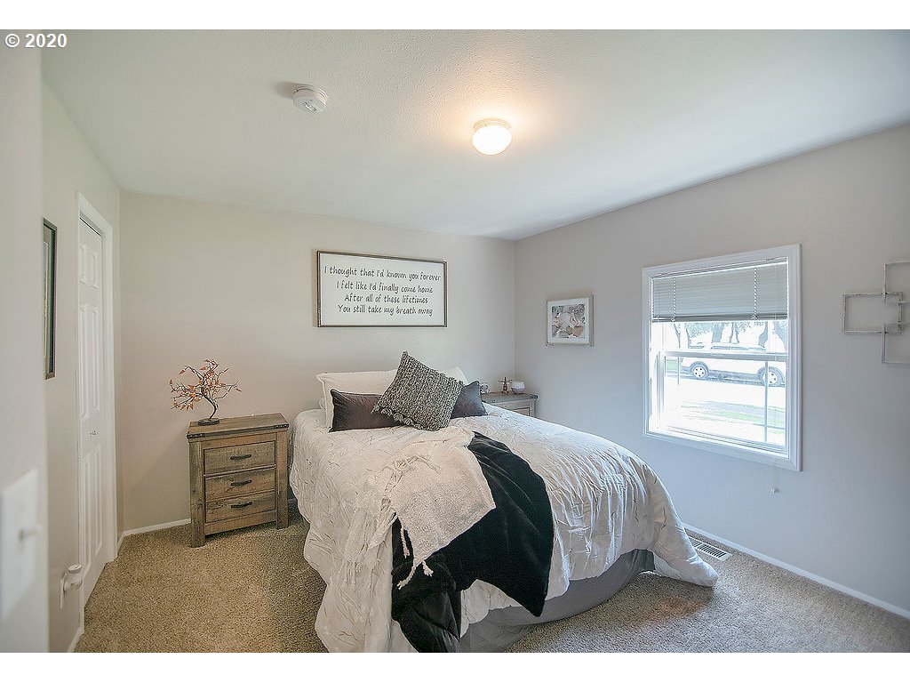 2908 Larch Street Longview, WA 98632 - Photo 14 of 27