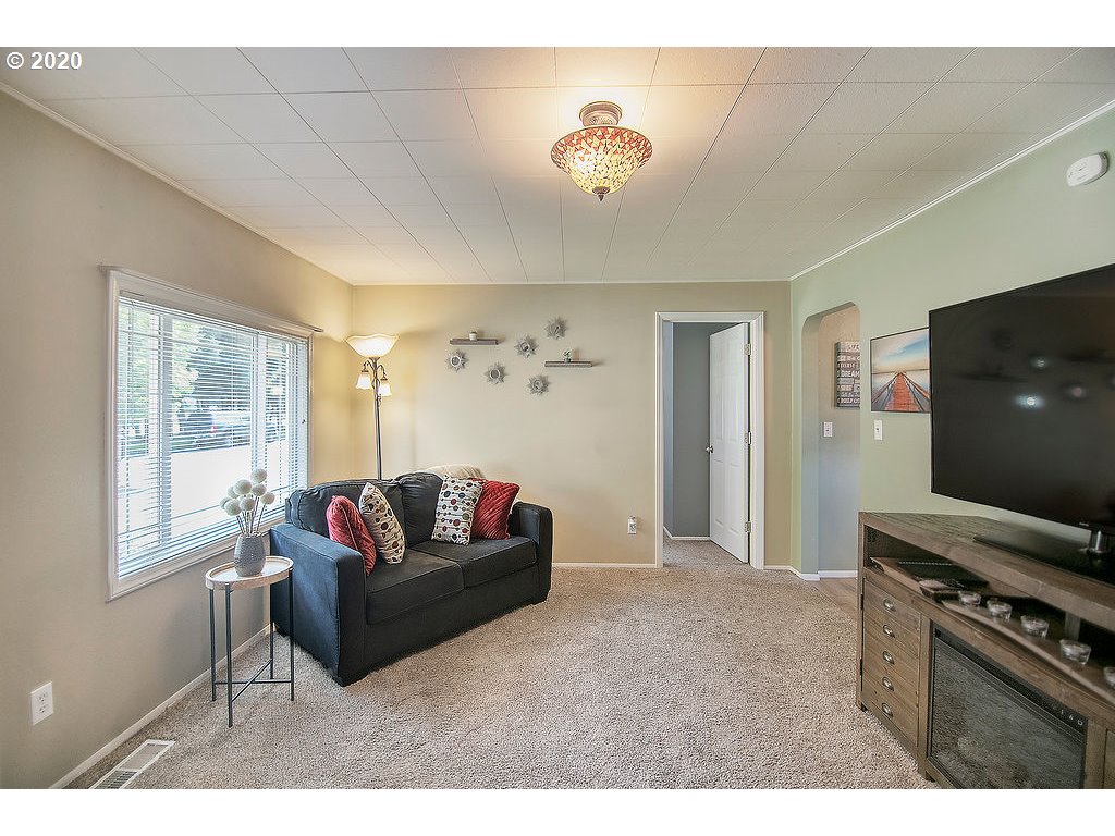 2908 Larch Street Longview, WA 98632 - Photo 5 of 27