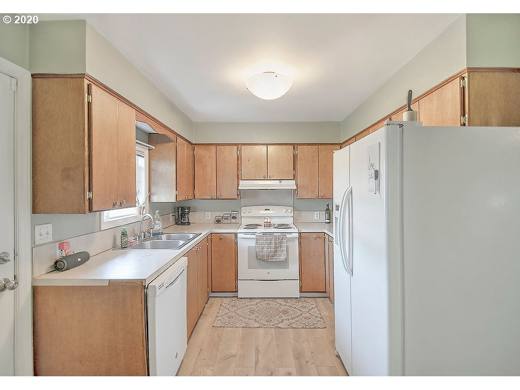 2908 Larch Street Longview, WA 98632 - Photo 9 of 27