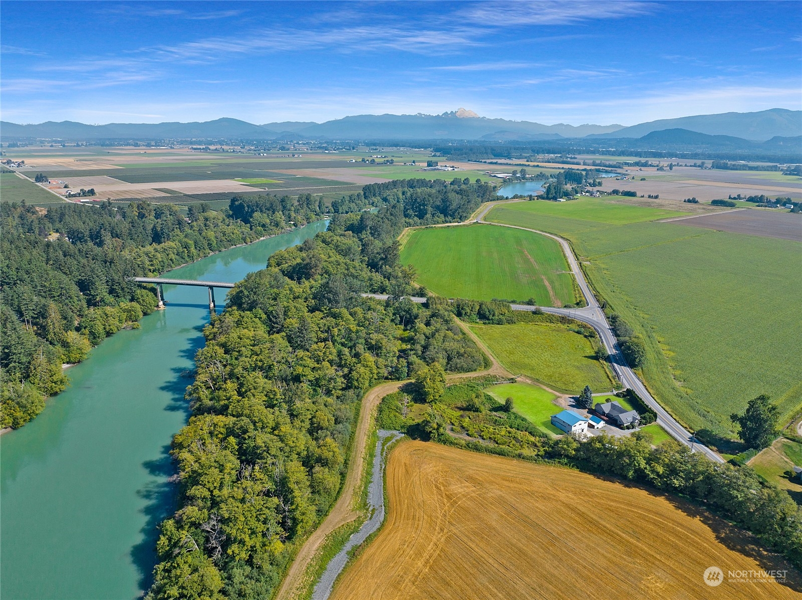 15060 Fir Island Road Mount Vernon, WA 98273 - Photo 1 of 36 Gallery Image 1
