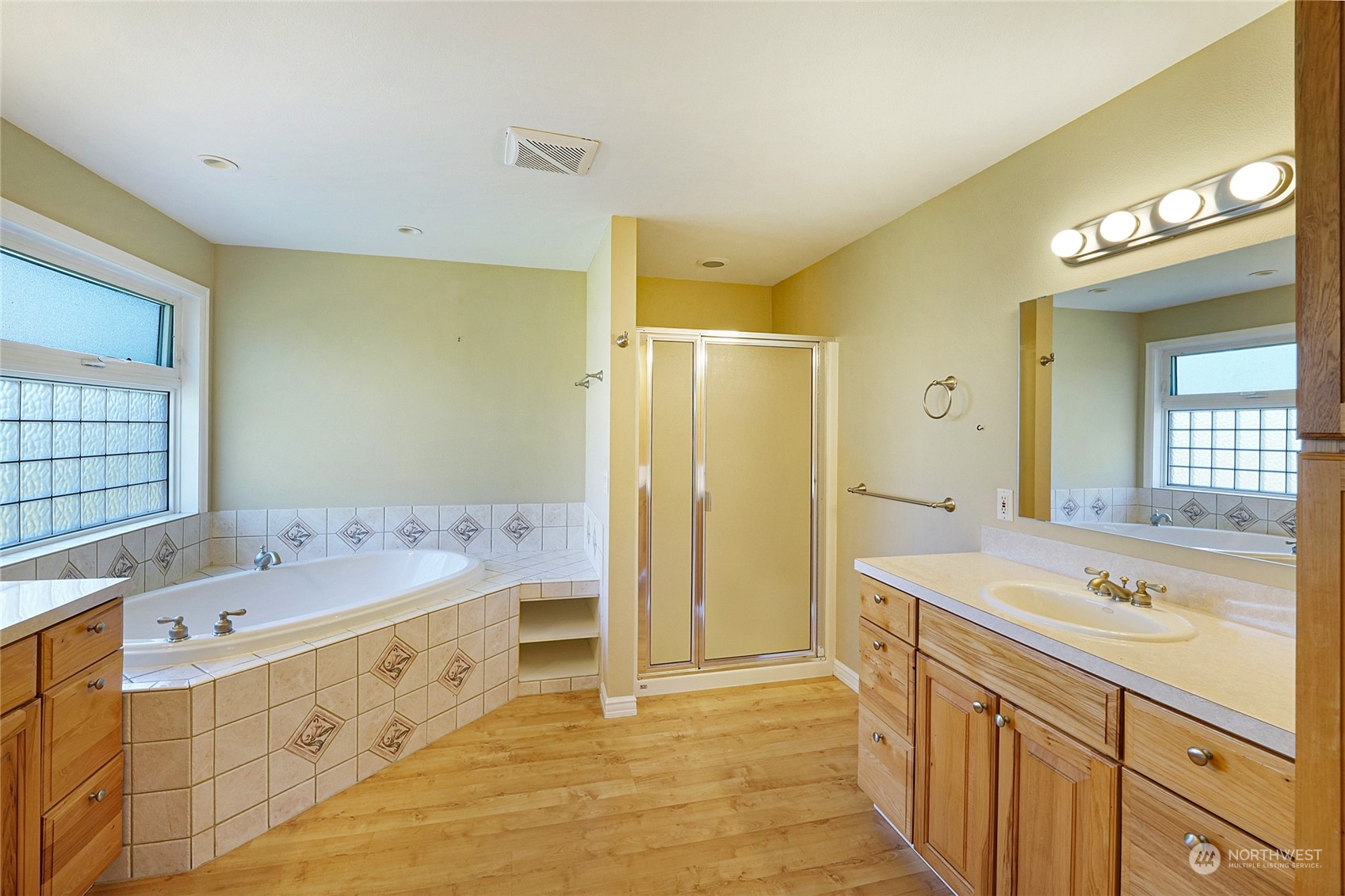 15060 Fir Island Road Mount Vernon, WA 98273 - Photo 14 of 36 Gallery Image 14