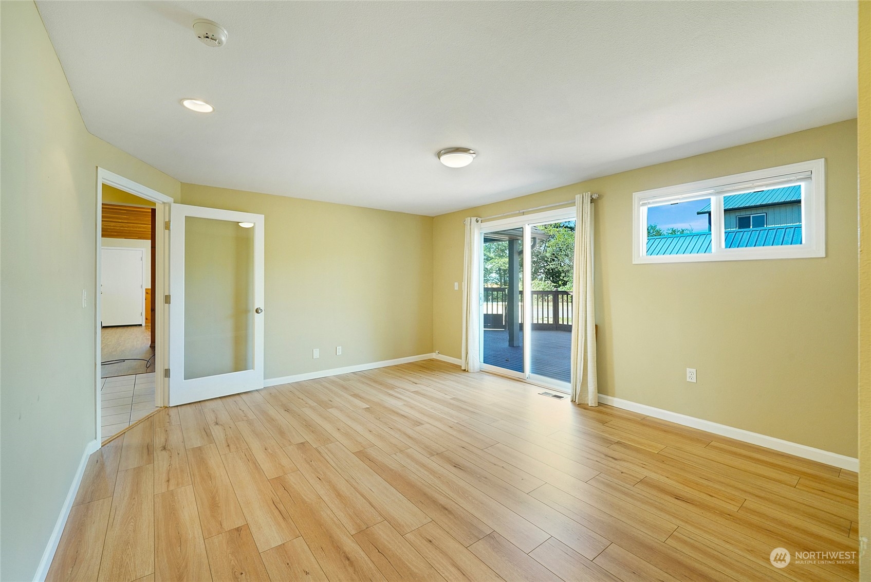 15060 Fir Island Road Mount Vernon, WA 98273 - Photo 10 of 36 Gallery Image 10