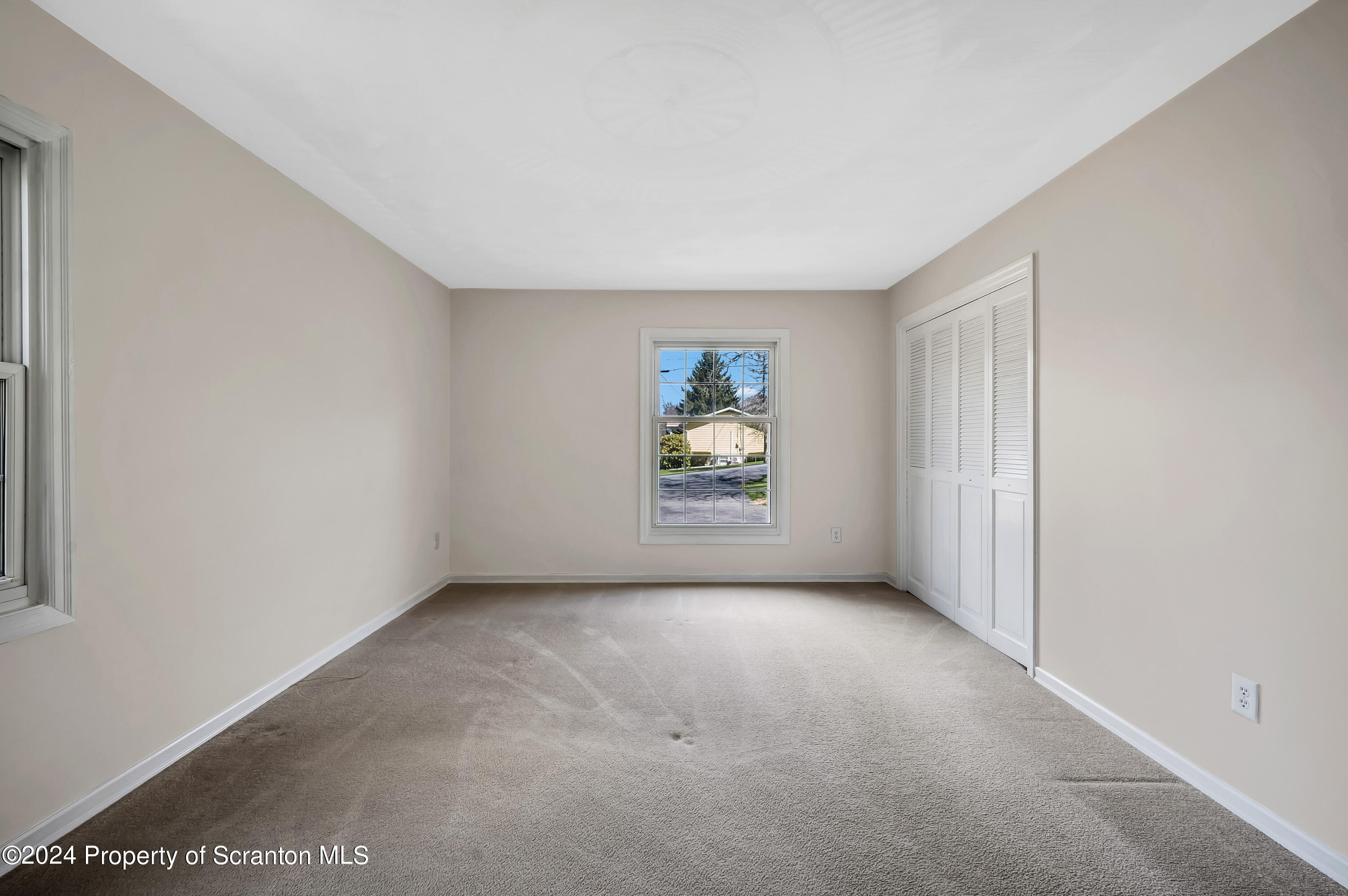 113 T Rt 361 Moscow, PA 18444 - Photo 27 of 31 Gallery Image 27