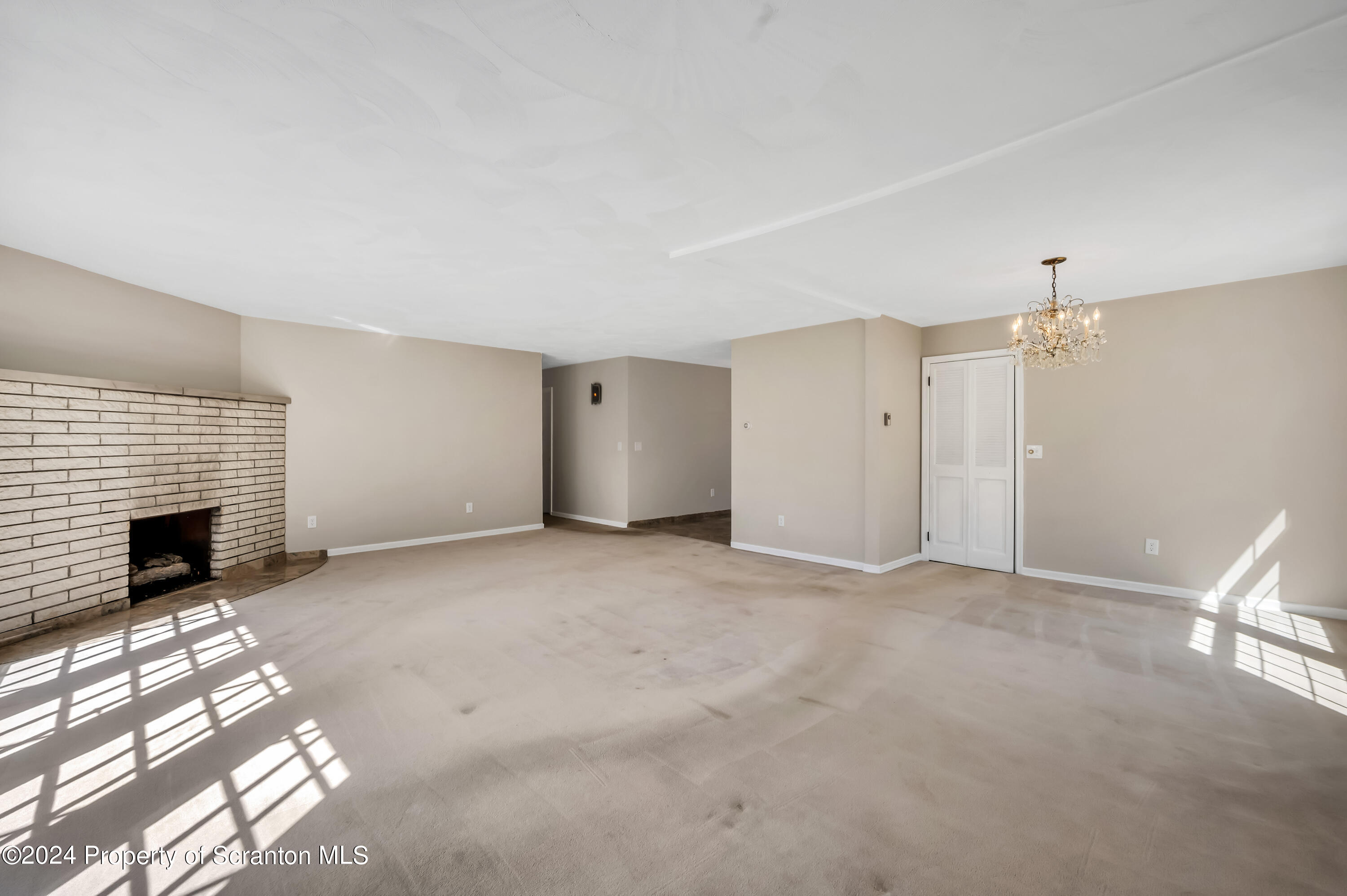 113 T Rt 361 Moscow, PA 18444 - Photo 8 of 31 Gallery Image 8