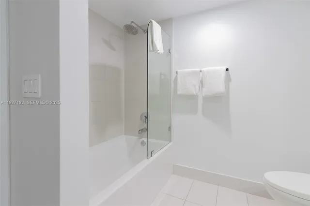 $435,000 | 2602 East Hallandale Beach Boulevard, Unit R708, Hallandale Beach, FL 33009