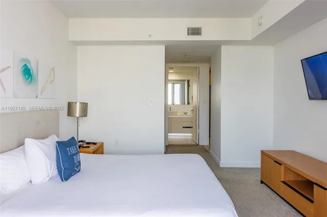 $435,000 | 2602 East Hallandale Beach Boulevard, Unit R708, Hallandale Beach, FL 33009