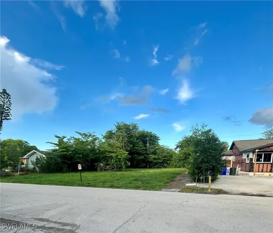 $139,000 | 2317 Altamont Avenue, Fort Myers, FL 33901