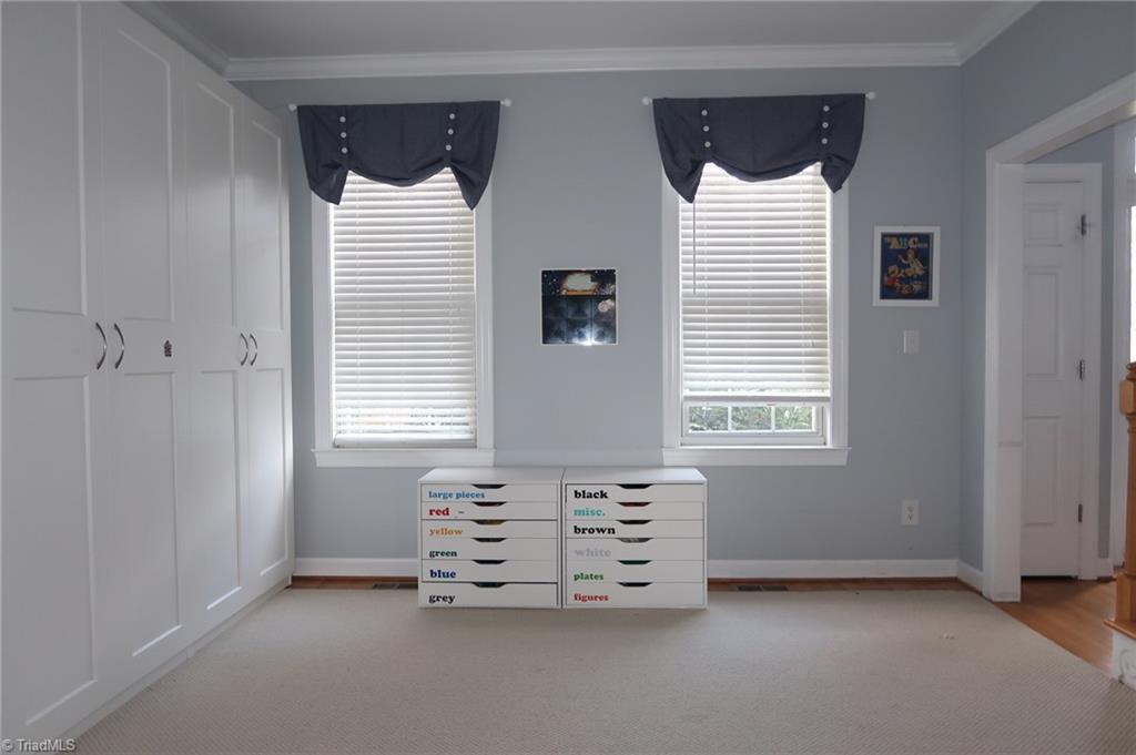 2810 Lockland Drive Oak Ridge, NC 27310 - Photo 8 of 20