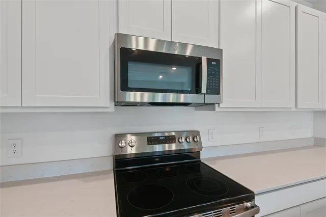 $366,700 | 741 Lake Dell Drive, Dundee, FL 33838