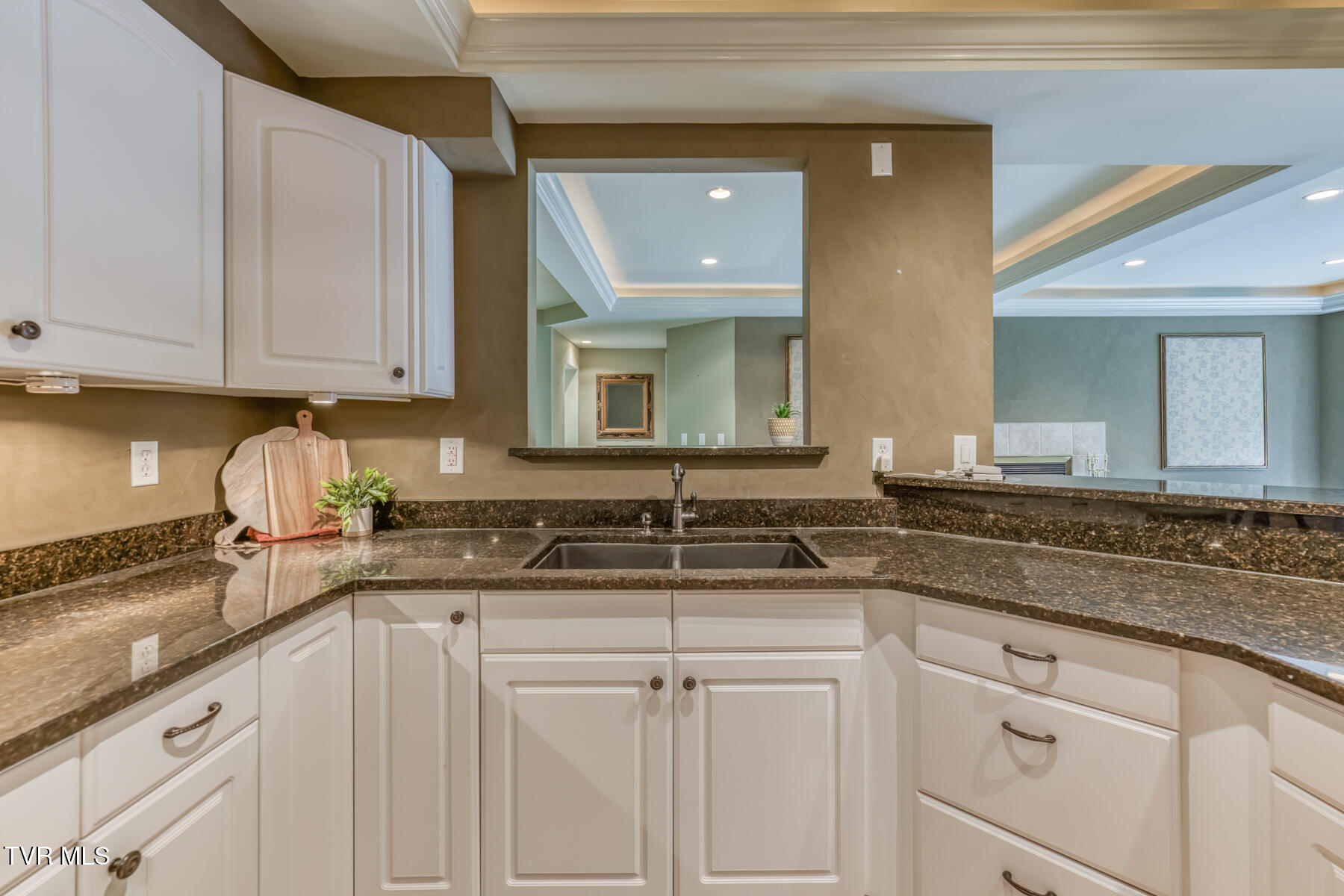 151 Laurel Ridge Drive Jonesborough, TN 37659 - Photo 74 of 106 151 Laurel Ridge Dr-76