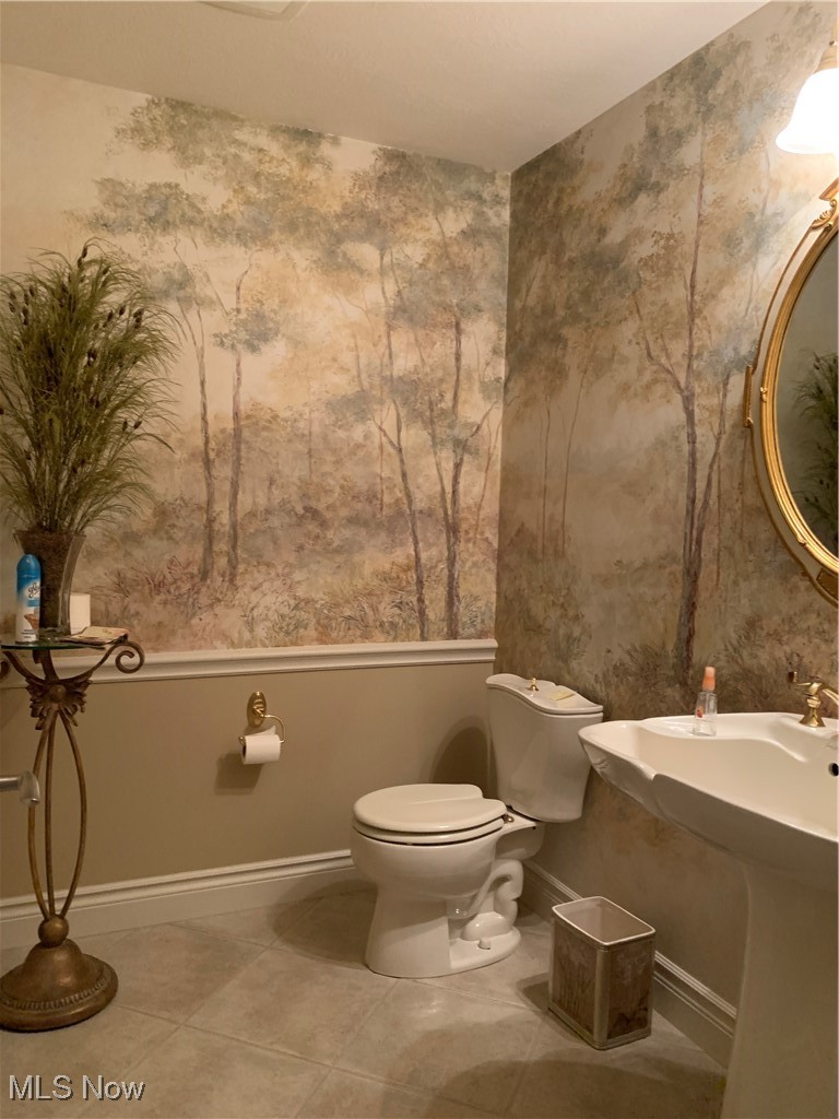 939 Cedar Point Road Sandusky, OH 44870 - Photo 33 of 50 1/2 Bath