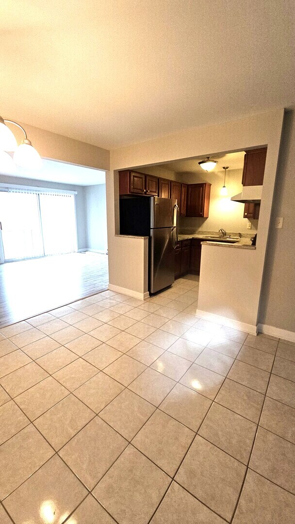 7540 West 111th Street, Unit 3E Worth, IL 60482 - Photo 4 of 17