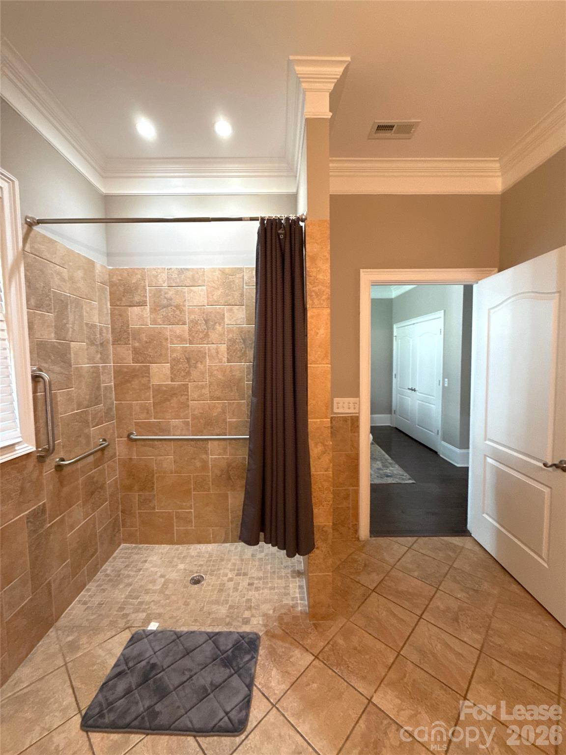 13931 Thompson Road Charlotte, NC 28227 - Photo 39 of 43 a bathroom with a shower