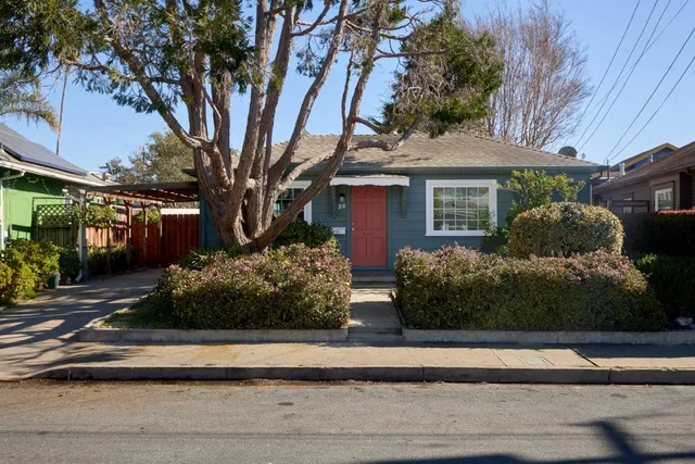 $995,000 | 218 Wilkes Circle, Santa Cruz, CA 95060