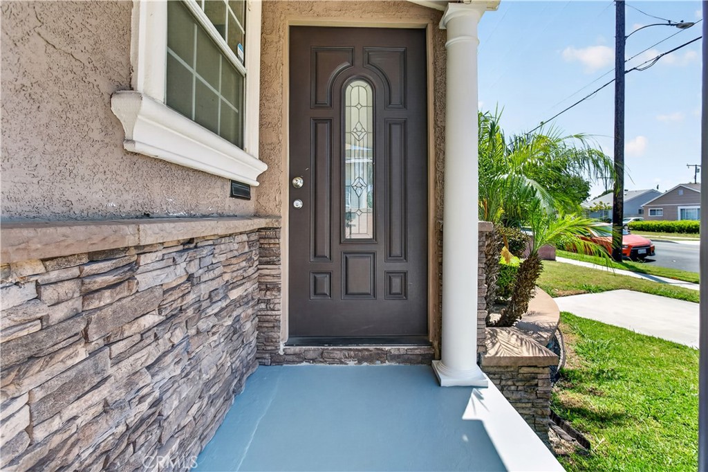 11812 Orr And Day Road Norwalk, CA 90650 - Photo 4 of 28