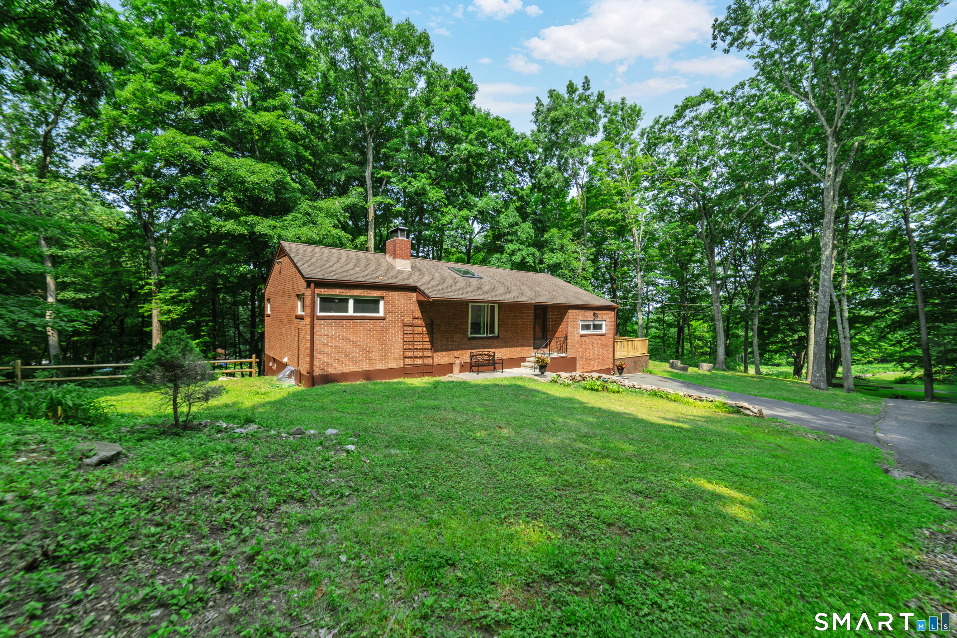 47 Terrell Road Woodbury, CT 06798 - Photo 32 of 33 Gallery Image 32