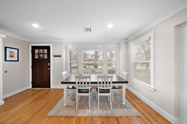 $2,850 | 954 West 41st Street, Houston, TX 77018