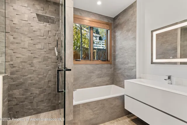 $45,000 | 522 Spruce Street, Aspen, CO 81611