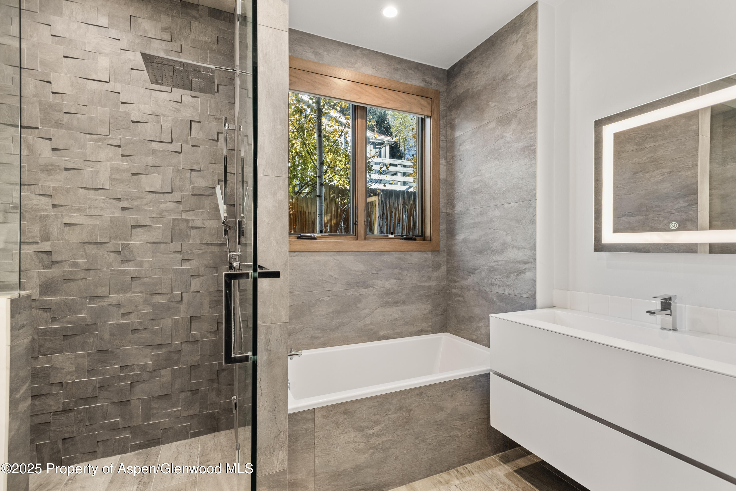 522 Spruce Street Aspen, CO 81611 - Photo 13 of 26 Primary Bathroom