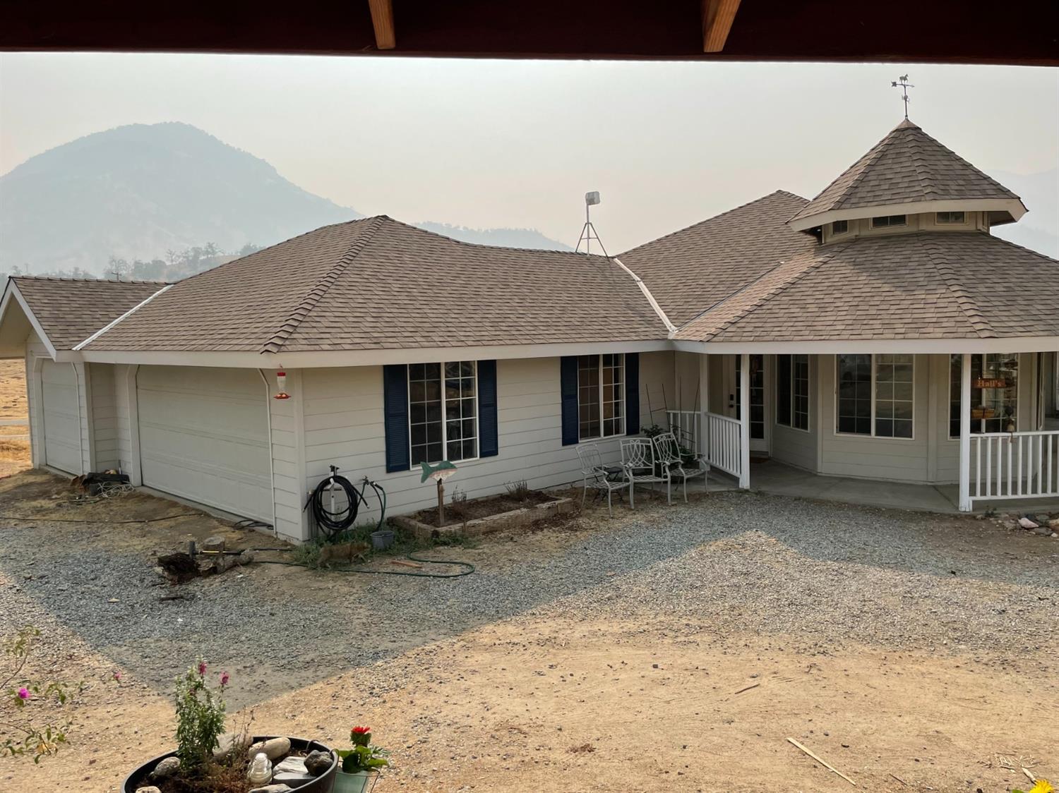 6366 Big Oak Road Sanger, CA 93657 - Photo 6 of 81 Gallery Image 6