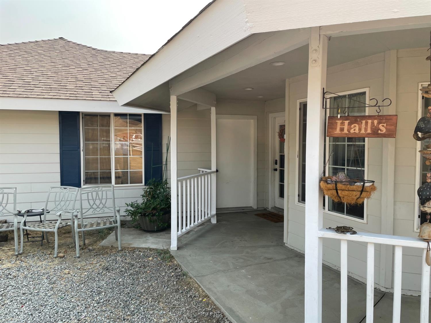 6366 Big Oak Road Sanger, CA 93657 - Photo 7 of 81 Gallery Image 7