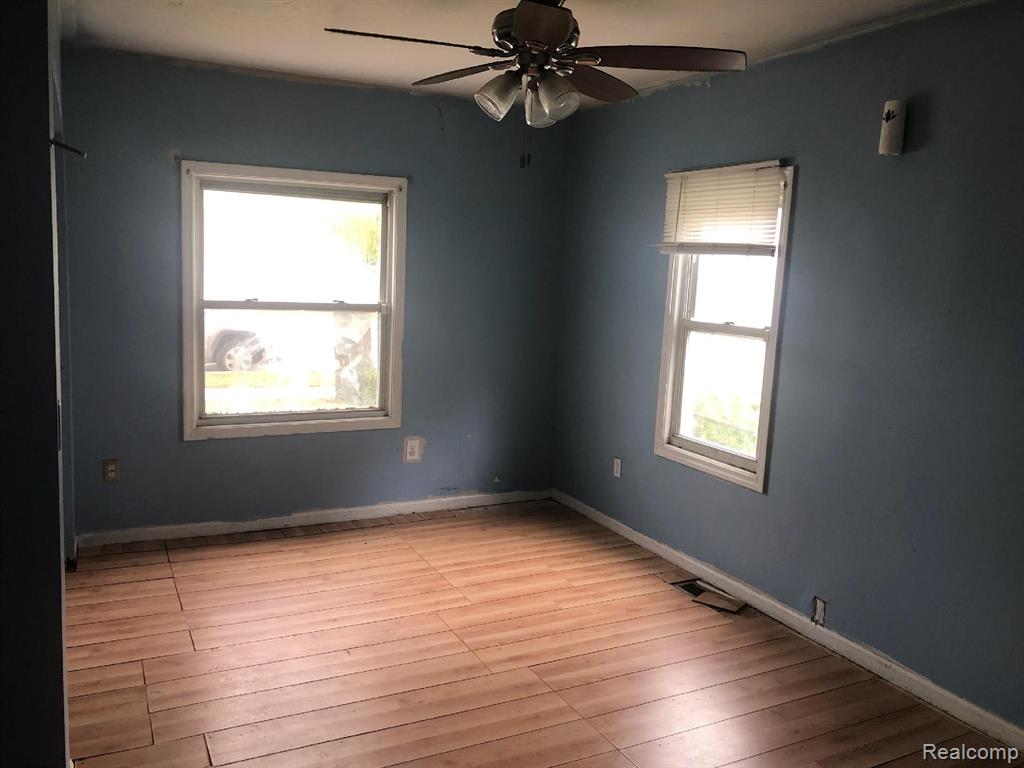 8679 Toepfer Road Warren, MI 48089 - Photo 6 of 14