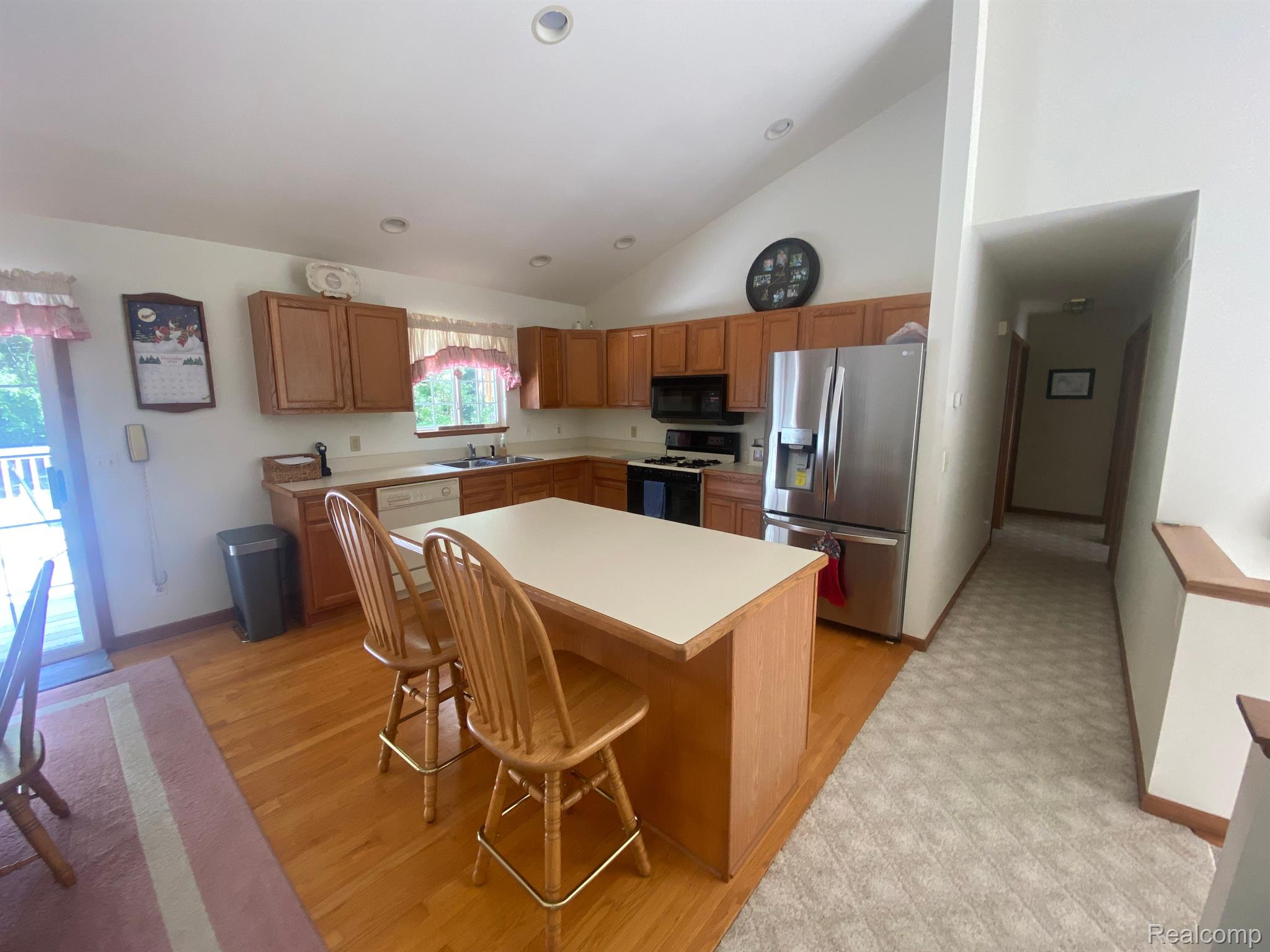 747 Miller Road Lake Orion, MI 48362 - Photo 18 of 34 Gallery Image 18