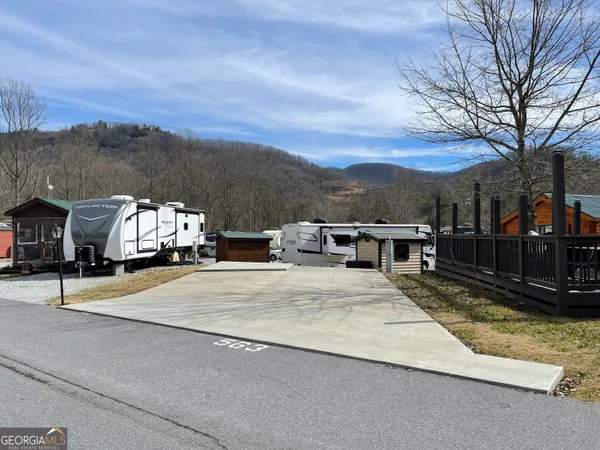 a view of house with outdoor space