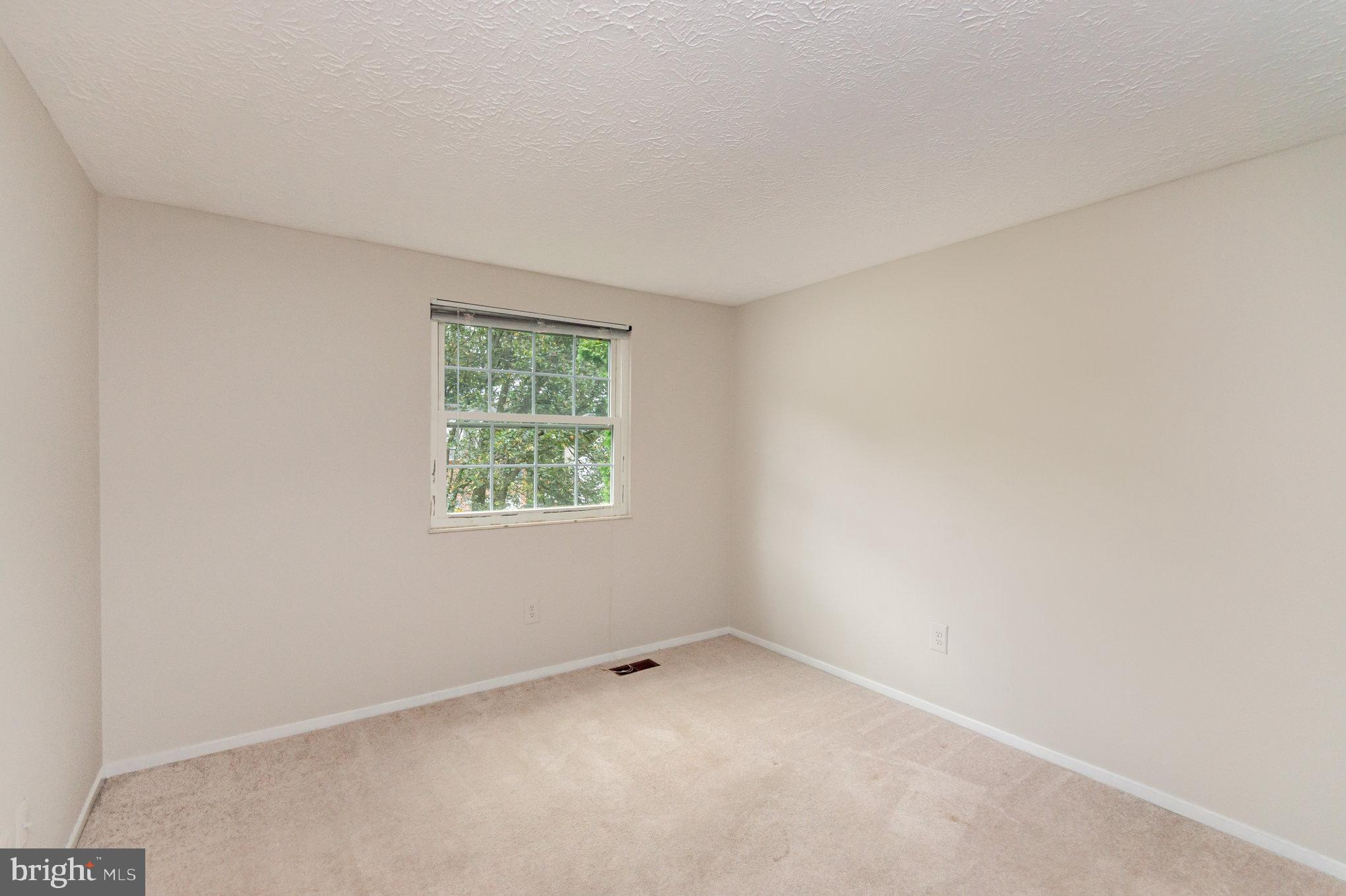 5713 Heming Avenue Springfield, VA 22151 - Photo 18 of 25