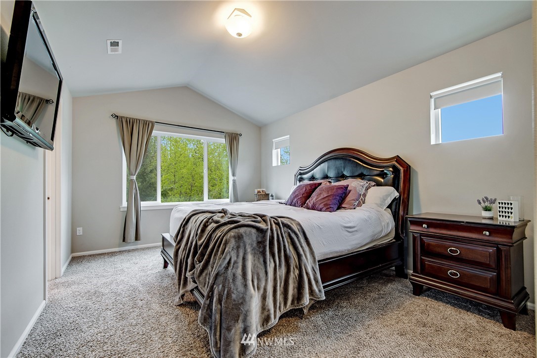 24104 185th Loop Southeast Covington, WA 98042 - Photo 15 of 31 Gallery Image 15