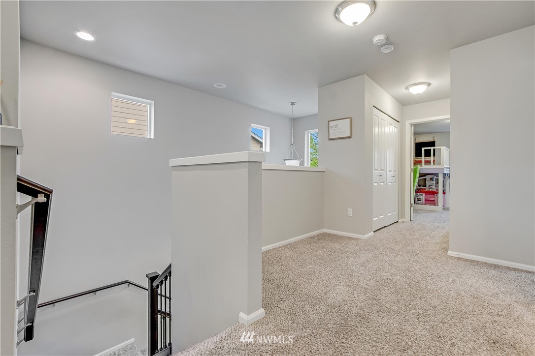 24104 185th Loop Southeast Covington, WA 98042 - Photo 25 of 31 Gallery Image 25