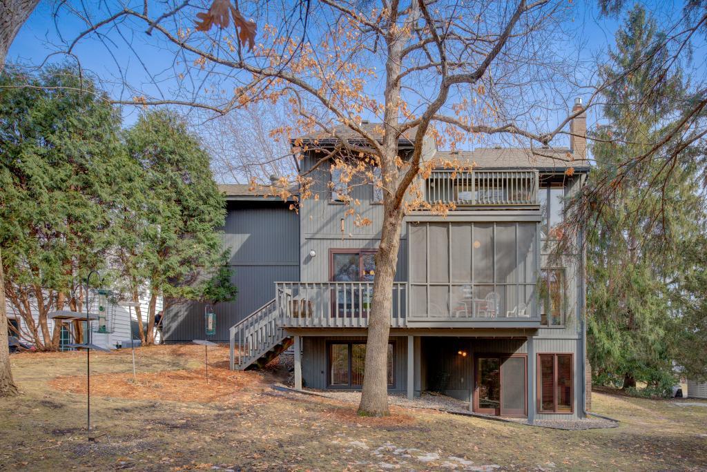 8640 Lakeview Road Bloomington, MN 55438 - Photo 26 of 26 Gallery Image 26