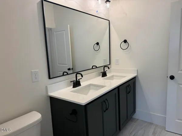 $4,100 | 1625 North Main Street, Holly Springs, NC 27540