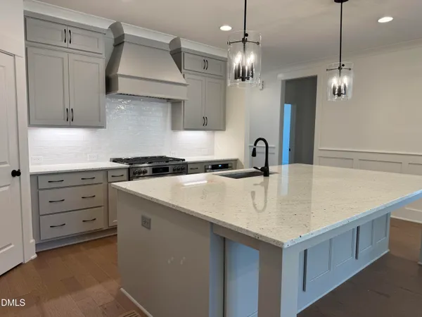$4,100 | 1625 North Main Street, Holly Springs, NC 27540