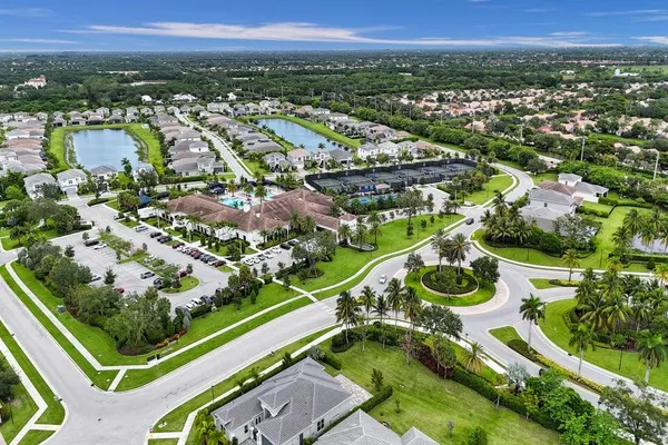 $890,000 | 13642 Breton Lane, Delray Beach, FL 33446