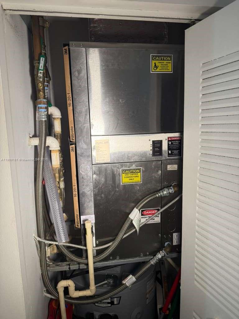 133 Northeast 2nd Avenue, Unit 617 Miami, FL 33132 - Photo 16 of 38 a view of utility room