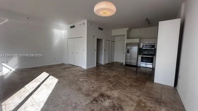 $2,250 | 133 Northeast 2nd Avenue, Unit 617, Miami, FL 33132