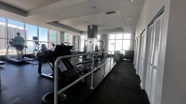 $2,250 | 133 Northeast 2nd Avenue, Unit 617, Miami, FL 33132