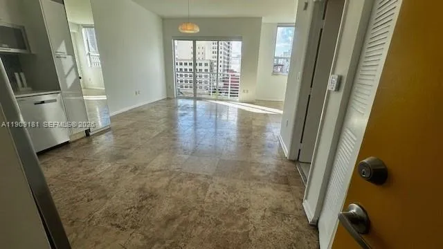 $2,250 | 133 Northeast 2nd Avenue, Unit 617, Miami, FL 33132