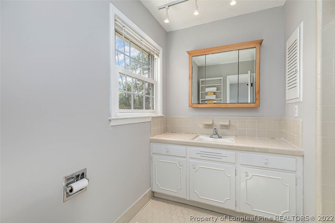 409 Lancaster Road Fayetteville, NC 28303 - Photo 16 of 24 Gallery Image 16
