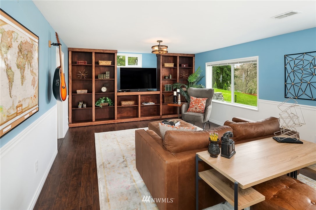 19211 Maxwell Road Southeast Maple Valley, WA 98038 - Photo 17 of 31