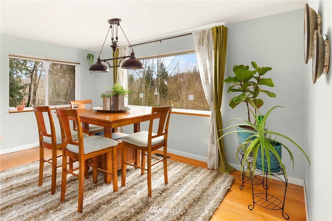 19211 Maxwell Road Southeast Maple Valley, WA 98038 - Photo 7 of 31