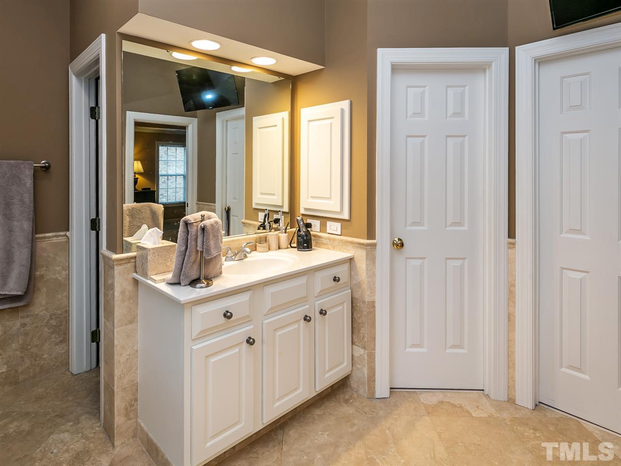 7206 Summit Waters Lane Raleigh, NC 27613 - Photo 22 of 30
