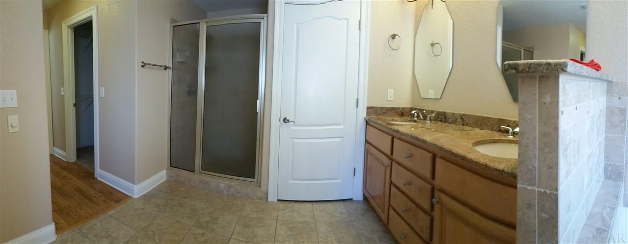 5420 Heatherton Road Milton, FL 32570 - Photo 23 of 48 Master Bath