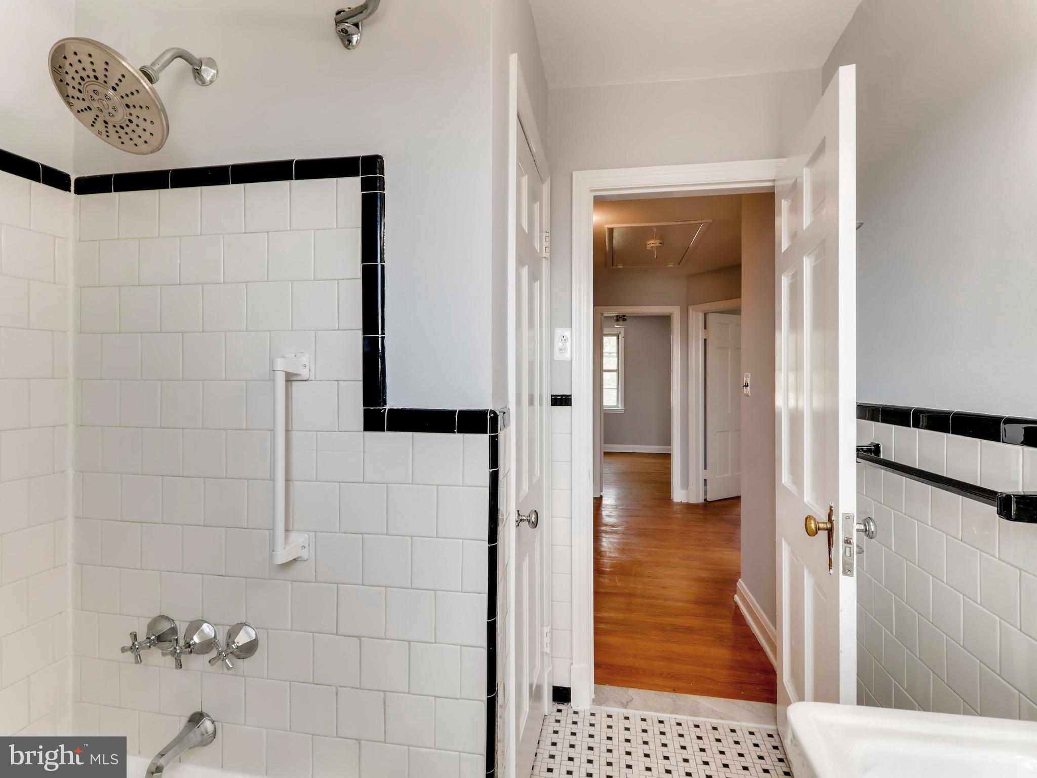 340 Whitfield Road Baltimore, MD 21228 - Photo 17 of 34