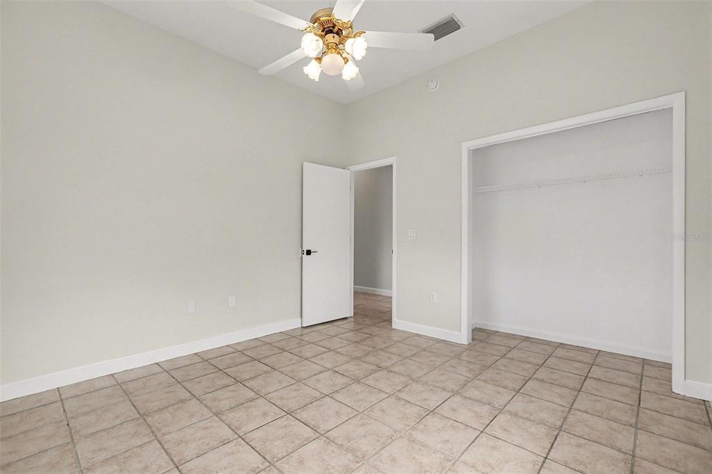 580 Russell Street Longboat Key, FL 34228 - Photo 24 of 35